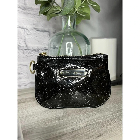 Betsey Johnson black sparkly coin purse. - Picture 1 of 4